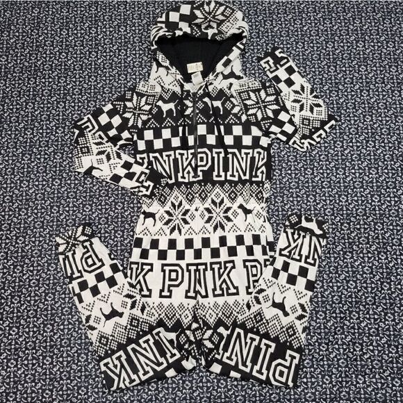 RARE VS Pink Sherpa Fair Isle Onesie PAJAMAS Jumpsuit Outfit - Picture 1 of 7